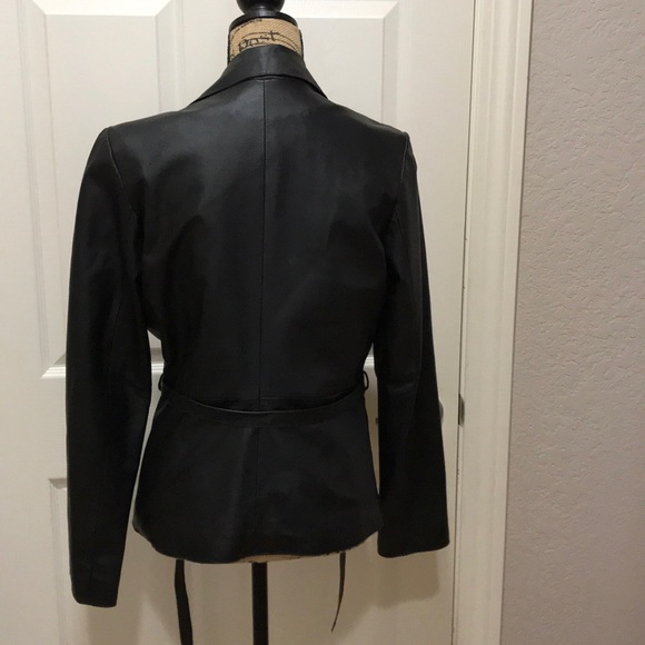 Jacket - Picture 5 of 8